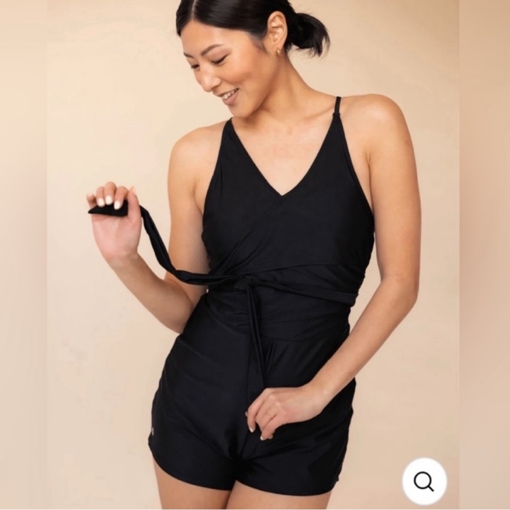 NEW • Nani Swimwear • Women’s Swim Romper One Piece Swimsuit Black - Large